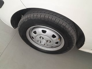 Used 2014 Hyundai Santro Xing [2007-2014] GL Petrol Manual tyres LEFT FRONT TYRE RIM VIEW