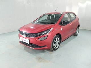 Used 2020 Tata Altroz XT 1.5 Diesel Manual exterior LEFT FRONT CORNER VIEW