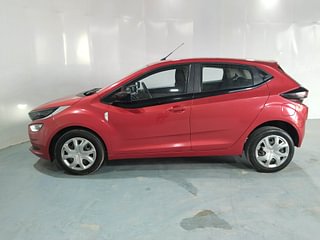 Used 2020 Tata Altroz XT 1.5 Diesel Manual exterior LEFT SIDE VIEW