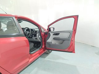 Used 2020 Tata Altroz XT 1.5 Diesel Manual interior RIGHT FRONT DOOR OPEN VIEW