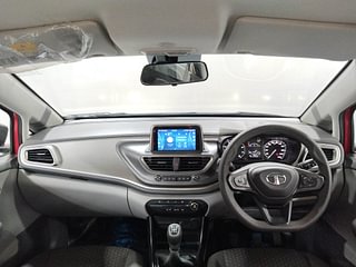 Used 2020 Tata Altroz XT 1.5 Diesel Manual interior DASHBOARD VIEW