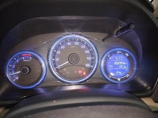 Used 2017 Honda Amaze 1.5 SX i-DTEC Diesel Manual interior CLUSTERMETER VIEW