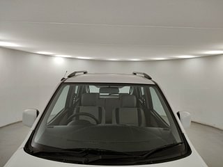 Used 2017 Maruti Suzuki Wagon R 1.0 [2015-2019] VXI AMT Petrol Automatic exterior FRONT WINDSHIELD VIEW