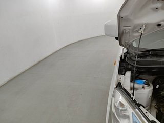 Used 2017 Maruti Suzuki Wagon R 1.0 [2015-2019] VXI AMT Petrol Automatic engine ENGINE RIGHT SIDE HINGE & APRON VIEW
