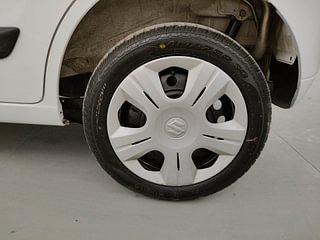 Used 2017 Maruti Suzuki Wagon R 1.0 [2015-2019] VXI AMT Petrol Automatic tyres LEFT REAR TYRE RIM VIEW
