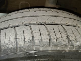 Used 2021 Hyundai New Santro 1.1 Magna Petrol Manual tyres LEFT FRONT TYRE TREAD VIEW