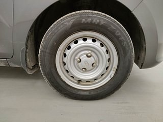 Used 2021 Hyundai New Santro 1.1 Magna Petrol Manual tyres RIGHT FRONT TYRE RIM VIEW
