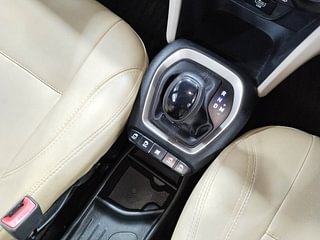 Used 2022 Hyundai New Santro 1.1 Sportz AMT Petrol Automatic interior GEAR  KNOB VIEW