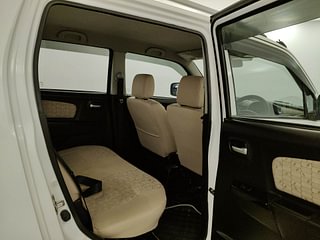 Used 2018 Maruti Suzuki Wagon R 1.0 [2010-2019] VXi Petrol Manual interior RIGHT SIDE REAR DOOR CABIN VIEW