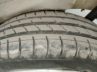Used 2018 Maruti Suzuki Wagon R 1.0 [2010-2019] VXi Petrol Manual tyres LEFT REAR TYRE TREAD VIEW