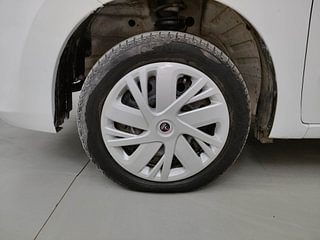 Used 2018 Maruti Suzuki Wagon R 1.0 [2010-2019] VXi Petrol Manual tyres LEFT FRONT TYRE RIM VIEW