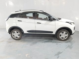 Used 2020 Tata Nexon XM Petrol Petrol Manual exterior RIGHT SIDE VIEW