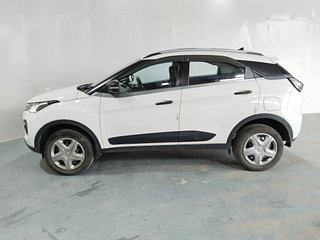 Used 2020 Tata Nexon XM Petrol Petrol Manual exterior LEFT SIDE VIEW
