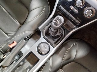 Used 2020 Tata Nexon XM Petrol Petrol Manual interior GEAR  KNOB VIEW