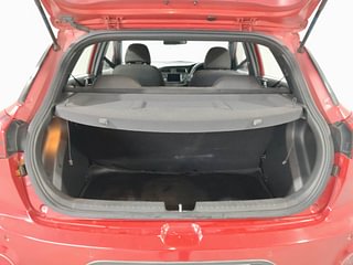 Used 2019 Hyundai i20 Active [2015-2020] 1.2 S Petrol Manual interior DICKY INSIDE VIEW