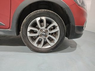 Used 2019 Hyundai i20 Active [2015-2020] 1.2 S Petrol Manual tyres RIGHT FRONT TYRE RIM VIEW