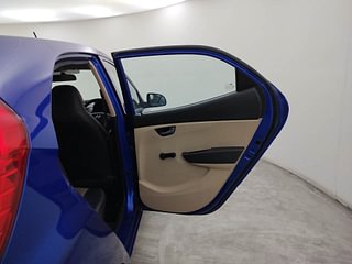 Used 2014 Hyundai Eon [2011-2018] Sportz Petrol Manual interior RIGHT REAR DOOR OPEN VIEW