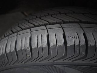 Used 2014 Honda Amaze 1.5L VX Diesel Manual tyres RIGHT FRONT TYRE TREAD VIEW