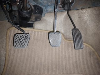 Used 2014 Honda Amaze 1.5L VX Diesel Manual interior PEDALS VIEW