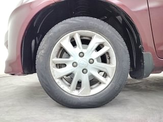 Used 2014 Honda Amaze 1.5L VX Diesel Manual tyres LEFT FRONT TYRE RIM VIEW