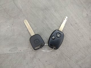 Used 2014 Honda Amaze 1.5L VX Diesel Manual extra CAR KEY VIEW