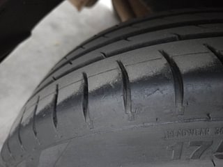 Used 2014 Honda Amaze 1.5L VX Diesel Manual tyres RIGHT REAR TYRE TREAD VIEW