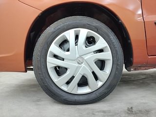 Used 2013 Maruti Suzuki Estilo [2009-2014] VXi Petrol Manual tyres LEFT FRONT TYRE RIM VIEW