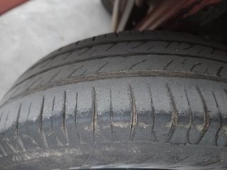 Used 2013 Maruti Suzuki Estilo [2009-2014] VXi Petrol Manual tyres RIGHT REAR TYRE TREAD VIEW