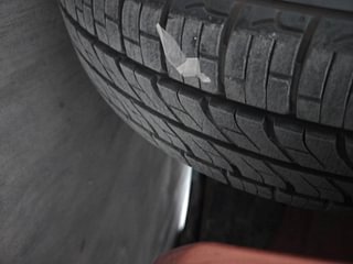 Used 2013 Maruti Suzuki Estilo [2009-2014] VXi Petrol Manual tyres RIGHT FRONT TYRE TREAD VIEW