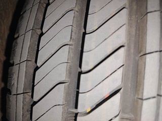 Used 2011 Hyundai i10 Sportz 1.2 Kappa2 Petrol Manual tyres RIGHT REAR TYRE TREAD VIEW
