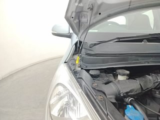 Used 2011 Hyundai i10 Sportz 1.2 Kappa2 Petrol Manual engine ENGINE RIGHT SIDE HINGE & APRON VIEW