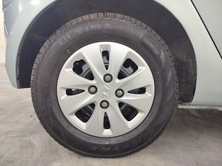 Used 2011 Hyundai i10 Sportz 1.2 Kappa2 Petrol Manual tyres RIGHT REAR TYRE RIM VIEW