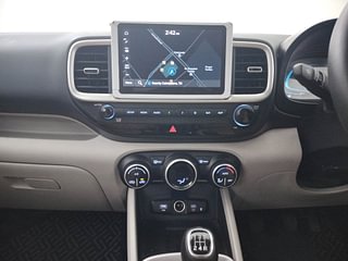 Used 2022 Hyundai Venue SX 1.2 Petrol Petrol Manual interior MUSIC SYSTEM & AC CONTROL VIEW
