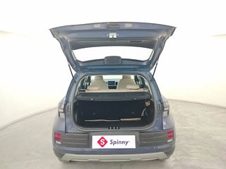 Used 2022 Hyundai Venue SX 1.2 Petrol Petrol Manual interior DICKY DOOR OPEN VIEW