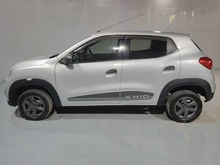 Used 2020 Renault Kwid [2017-2019] RXT 1.0 SCE Special (O) Petrol Manual exterior LEFT SIDE VIEW