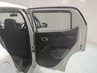 Used 2020 Renault Kwid [2017-2019] RXT 1.0 SCE Special (O) Petrol Manual interior RIGHT REAR DOOR OPEN VIEW