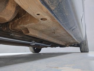 Used 2020 Renault Kwid [2017-2019] RXT 1.0 SCE Special (O) Petrol Manual extra REAR RIGHT UNDERBODY VIEW