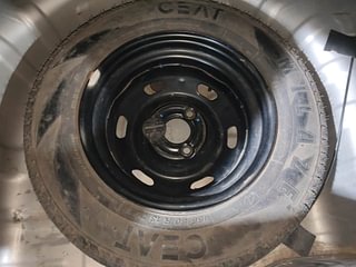 Used 2020 Renault Kwid [2017-2019] RXT 1.0 SCE Special (O) Petrol Manual tyres SPARE TYRE VIEW