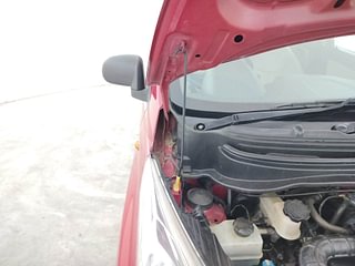 Used 2017 Hyundai Eon [2011-2018] Era + Petrol Manual engine ENGINE RIGHT SIDE HINGE & APRON VIEW