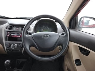 Used 2017 Hyundai Eon [2011-2018] Era + Petrol Manual interior STEERING VIEW