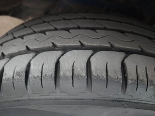 Used 2017 Ford EcoSport Ambiente 1.5L Ti-VCT Petrol Manual tyres LEFT FRONT TYRE TREAD VIEW