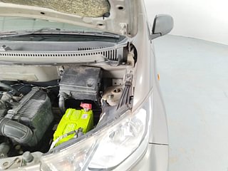 Used 2016 Datsun Redi-GO [2015-2019] T (O) Petrol Manual engine ENGINE LEFT SIDE HINGE & APRON VIEW