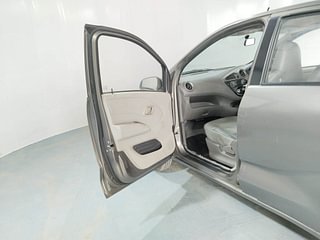 Used 2016 Datsun Redi-GO [2015-2019] T (O) Petrol Manual interior LEFT FRONT DOOR OPEN VIEW