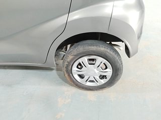 Used 2016 Datsun Redi-GO [2015-2019] T (O) Petrol Manual tyres LEFT REAR TYRE RIM VIEW