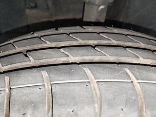 Used 2016 Datsun Redi-GO [2015-2019] T (O) Petrol Manual tyres LEFT FRONT TYRE TREAD VIEW
