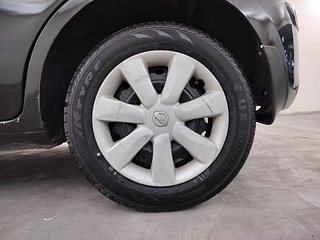 Used 2013 Nissan Micra [2013-2020] XL Petrol Manual tyres LEFT REAR TYRE RIM VIEW
