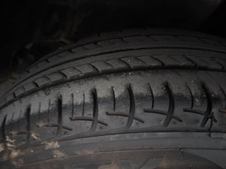 Used 2017 Volkswagen Ameo [2016-2020] Trendline 1.5L (D) Diesel Manual tyres LEFT REAR TYRE TREAD VIEW