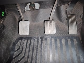 Used 2019 Hyundai Grand i10 [2017-2020] Asta 1.2 Kappa VTVT Petrol Manual interior PEDALS VIEW