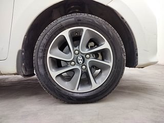Used 2019 Hyundai Grand i10 [2017-2020] Asta 1.2 Kappa VTVT Petrol Manual tyres RIGHT FRONT TYRE RIM VIEW