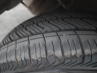 Used 2019 Hyundai Grand i10 [2017-2020] Asta 1.2 Kappa VTVT Petrol Manual tyres RIGHT REAR TYRE TREAD VIEW